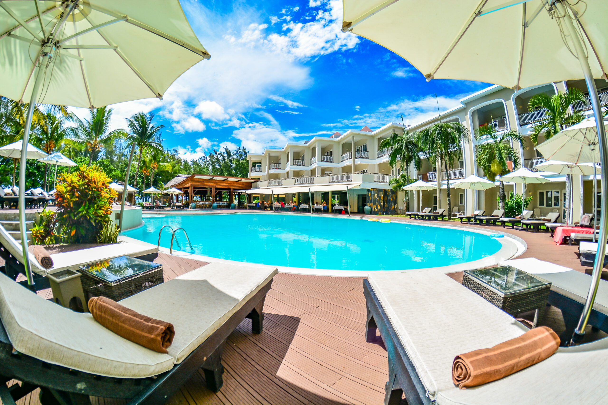 Pool amenities